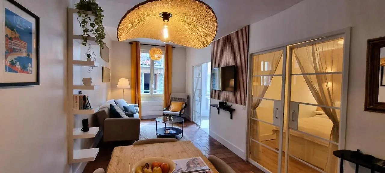 Apartment Charming Appartement In Vieux Nice